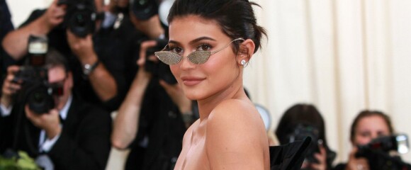 Mandatory Credit: Photo by Lexie Moreland/WWD/REX/Shutterstock (9668717t)
Kylie Jenner
The Metropolitan Museum of Art's Costume Institute Benefit celebrating the opening of Heavenly Bodies: Fashion and the Catholic Imagination, Arrivals, New York, USA - 07 May 2018